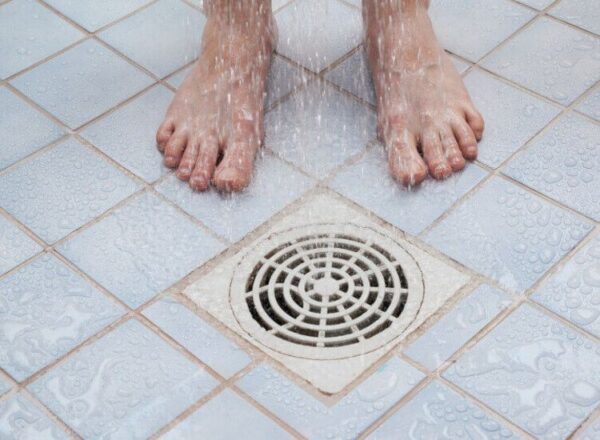 Cairan-Pembersih-Toilet-Mampet-Mengapa-Harus-Selalu-Sedia cairan pembersih toilet mampet