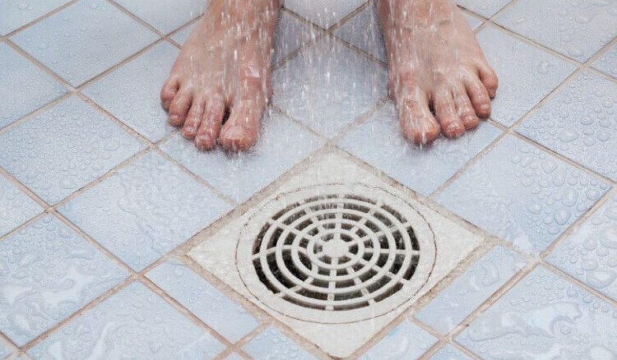 cairan pembersih toilet mampet